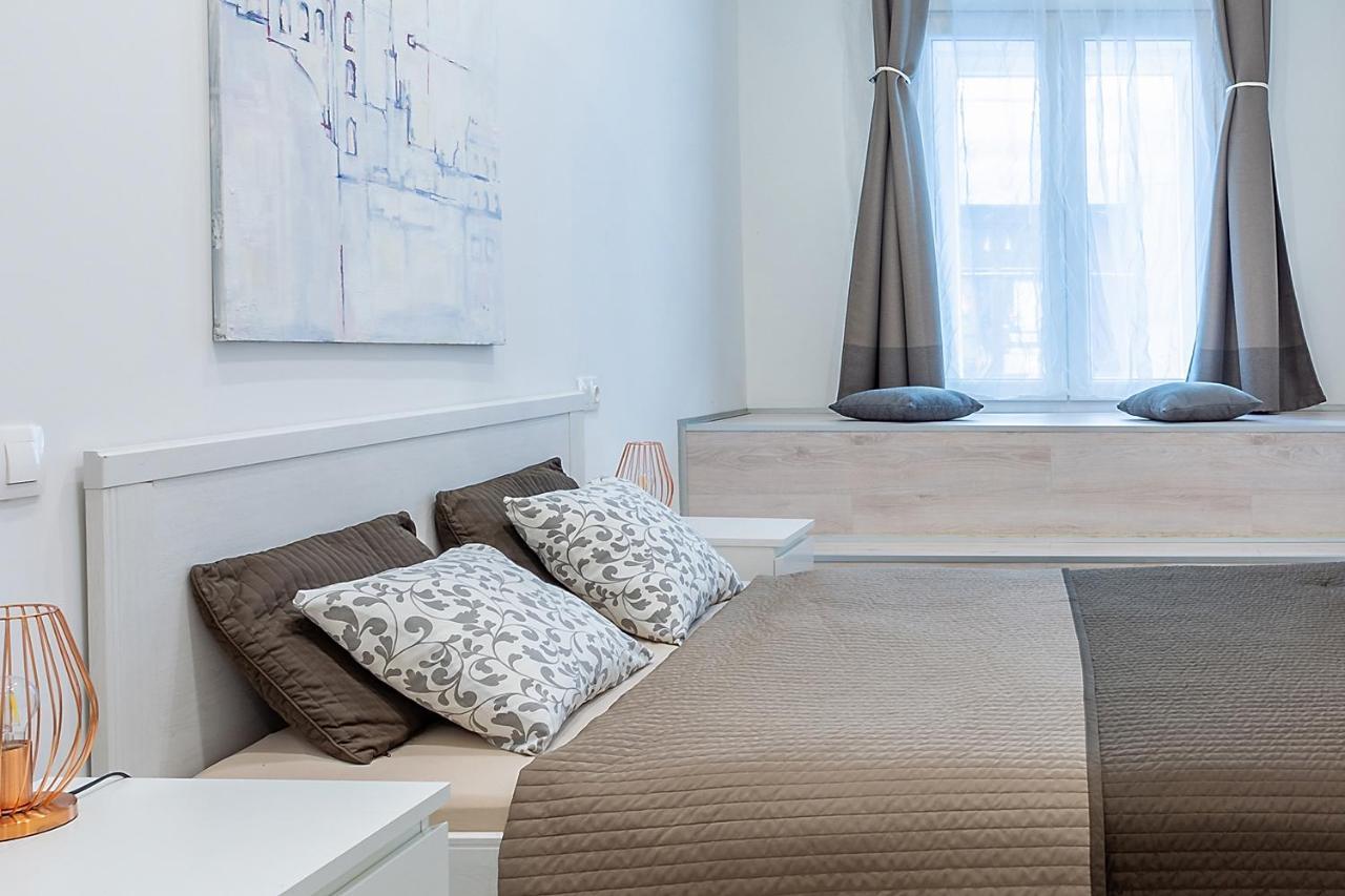 Goldcentral Apartment Dob Βουδαπέστη Εξωτερικό φωτογραφία